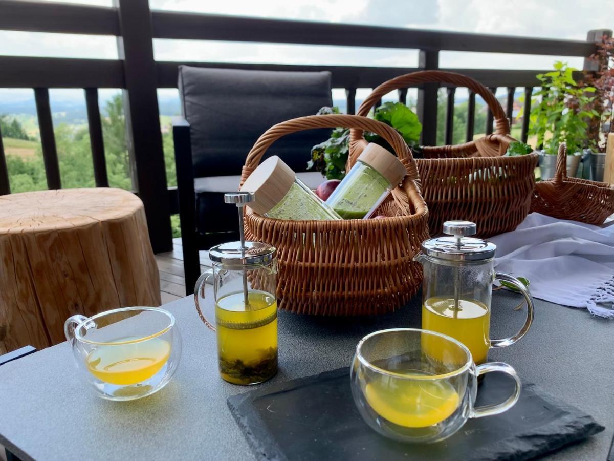 Koza U Woza Wypocznij W Gorach W Rytmie Slow Drewniany Dom Premium Z Widokiem Na Panorame Tatr Ecospa Strefa Fitness Zielona Farma Warsztaty (adults Only) Chalet *